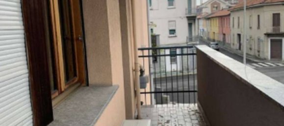 1 room Office in Legnano, Italy No. 226839 6