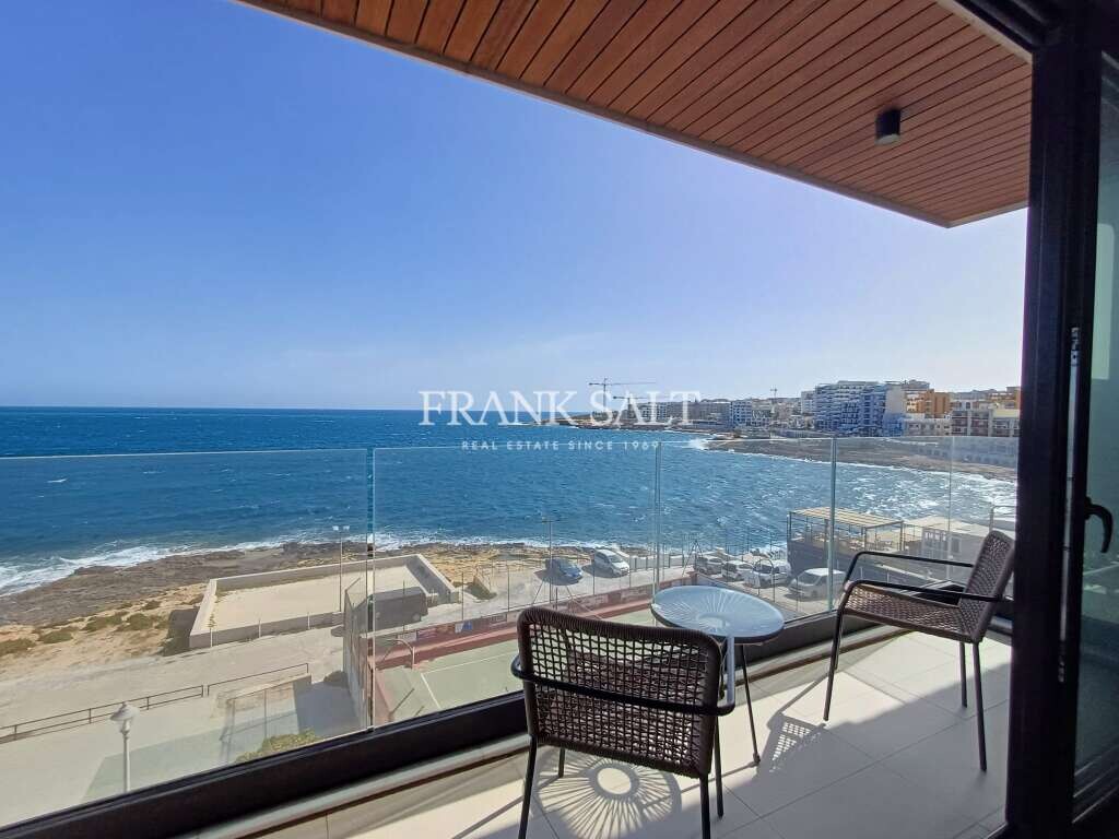Apartamento de 2 dormitorios en Saint Paul's Bay, Malta No. 9951