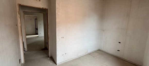 8-Zimmer Villa in Brescia, Italy, Nr. 179786 5