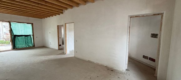 8-Zimmer Villa in Brescia, Italy, Nr. 179786 2