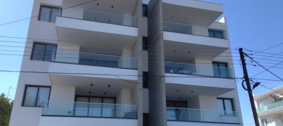 Квартира с 2 спальнями в Лакатамия, Кипр № 26210 3