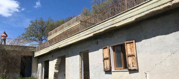 8-salle Maison à Biccari, Italy No. 254636 11