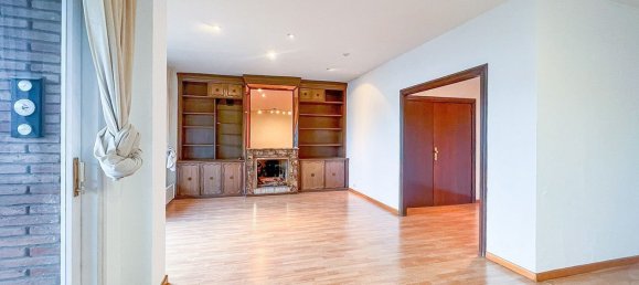 4 bedrooms Apartment in Barcelona, Spain No. 10733 2