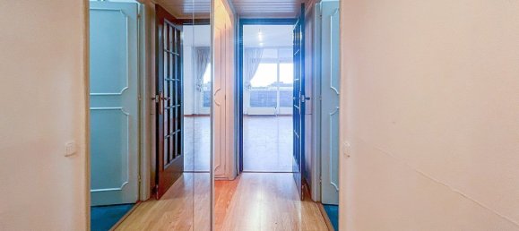 4 bedrooms Apartment in Barcelona, Spain No. 10733 17