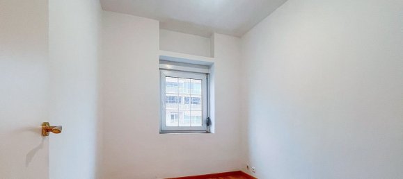 4 bedrooms Apartment in Barcelona, Spain No. 10733 8