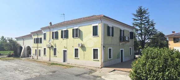 14-salle Villa à Ceresara, Italy No. 201291 2