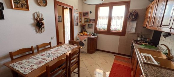 3 rooms Apartment in Treviso, Italy No. 22639 58