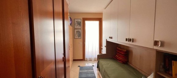 3 rooms Apartment in Treviso, Italy No. 22639 32