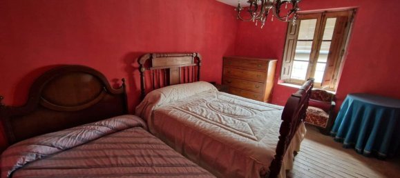 4 Schlafzimmer Haus in Villaturiel, Spain, Nr. 107514 16