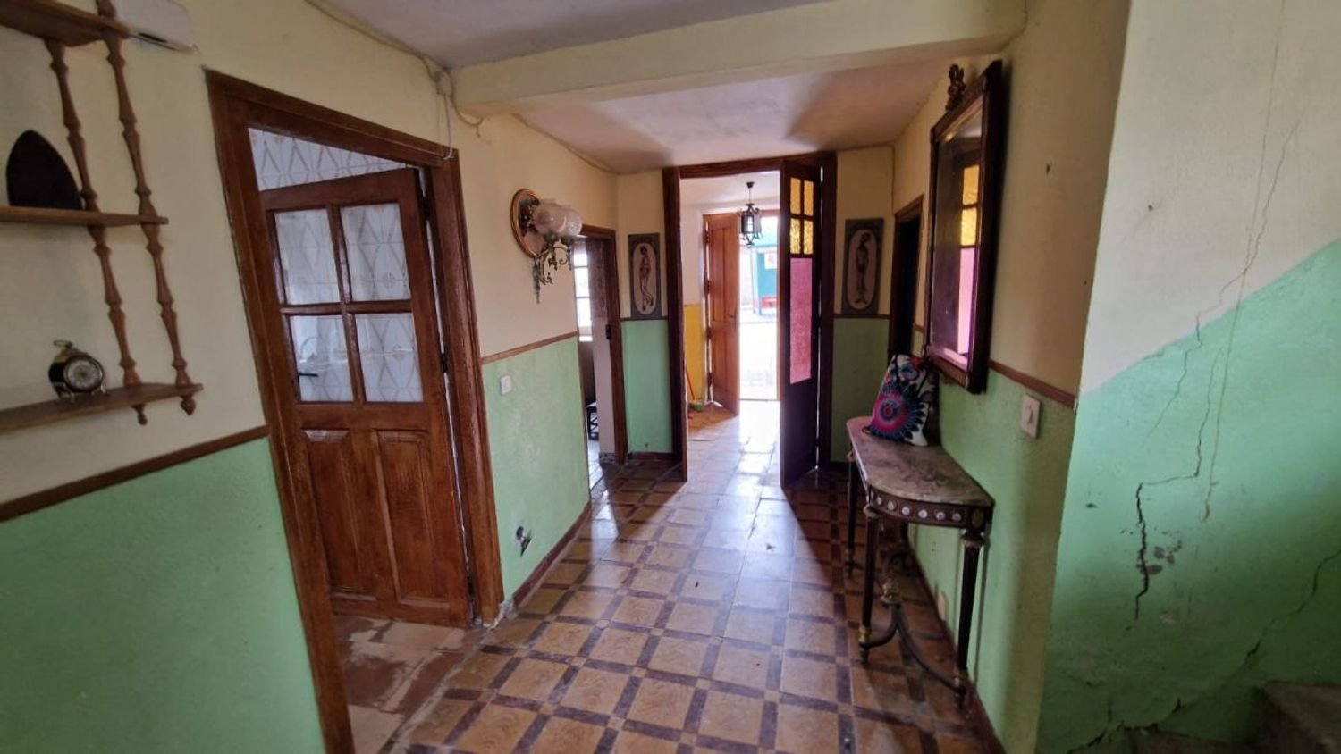4 Schlafzimmer Haus in Villaturiel, Spain, Nr. 107514