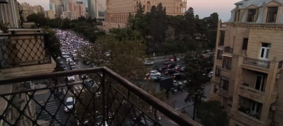 3 bedrooms Apartment in Nasimi, Azerbaijan No. 2362 40