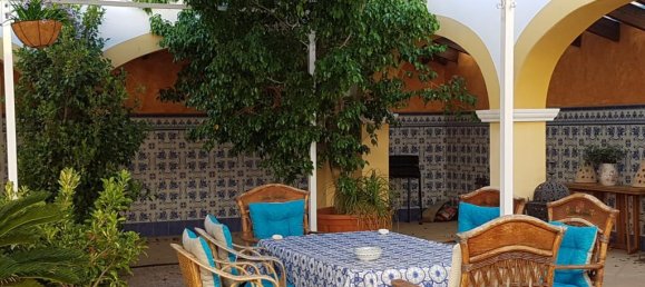 6 Schlafzimmer Villa in Alicante, Spain, Nr. 70031 3