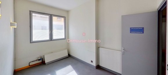 12 rooms Building in Lieusaint, France No. 175184 22