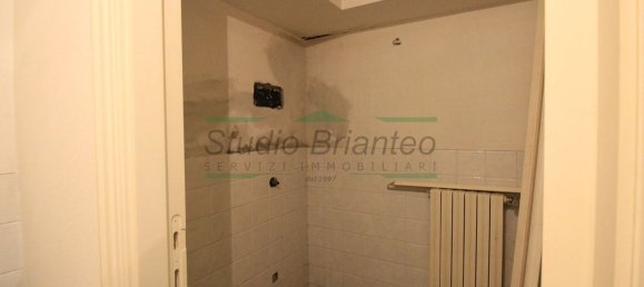 Дом с 6 комнатами в Чезано Мадерно, Италия № 314715 30