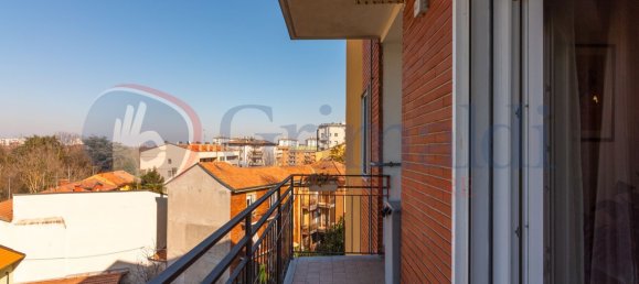 3 rooms Apartment in Milan, Italy No. 339062 8