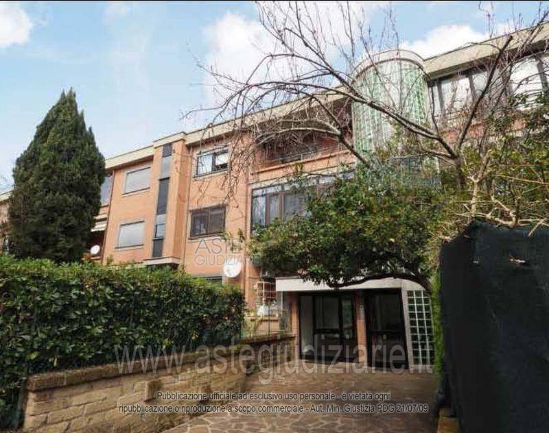 Apartamento de 3 dormitorios en Rome, Italy No. 322511