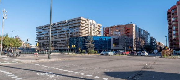 4 bedrooms Apartment in Zaragoza, Spain No. 68165 40