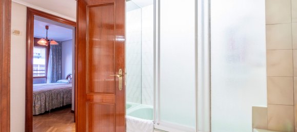 4 bedrooms Apartment in Zaragoza, Spain No. 68165 15