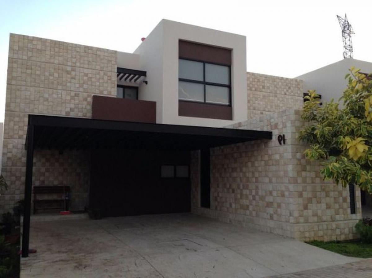 Дом с 4 спальнями в Мерида, Мексика № 30377