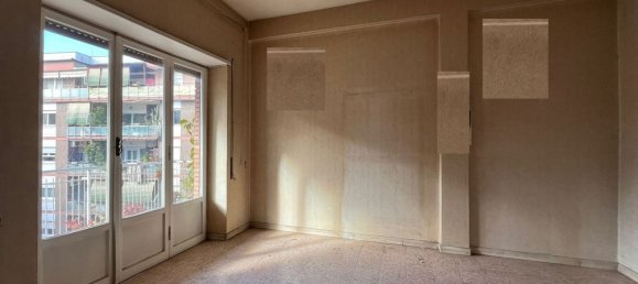 3 rooms Apartment in Rome, Italy No. 46836 5