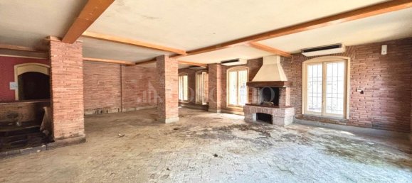 35-salle Villa à Calderara di Reno, Italy No. 285104 40