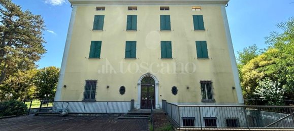 35-salle Villa à Calderara di Reno, Italy No. 285104 10