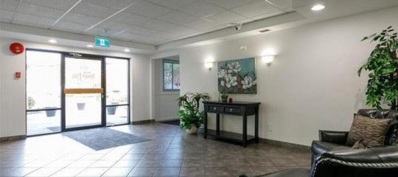 Apartamento com 2 quartos em condomínio em British Columbia, Canada N.º 1233 4