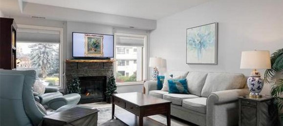 Apartamento com 2 quartos em condomínio em British Columbia, Canada N.º 1233 10