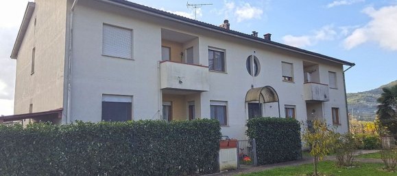 7-salle Appartement à Bucine, Italy No. 43920 3