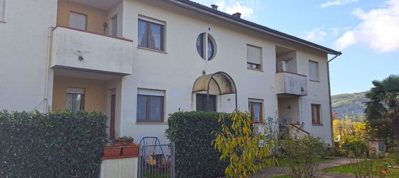 7-salle Appartement à Bucine, Italy No. 43920 2