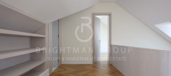 4 bedrooms Duplex in Lisbon, Portugal No. 114125 2