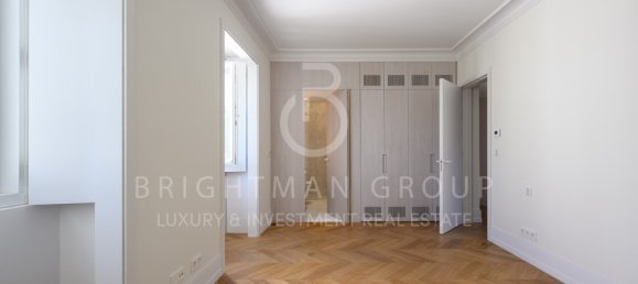 4 bedrooms Duplex in Lisbon, Portugal No. 114125 3