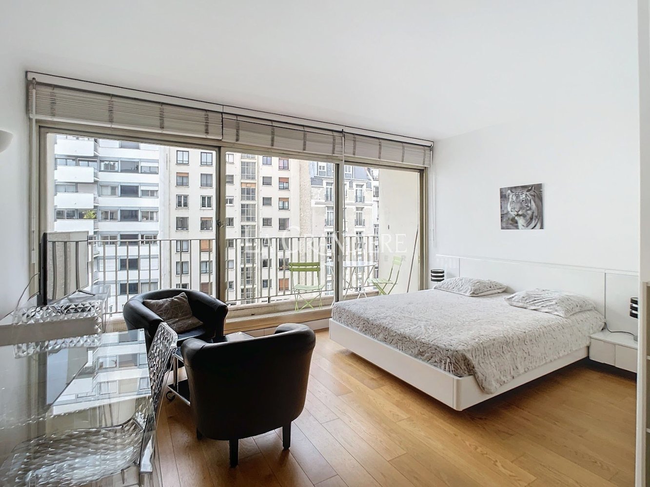 Studio in Paris, France No. 172144