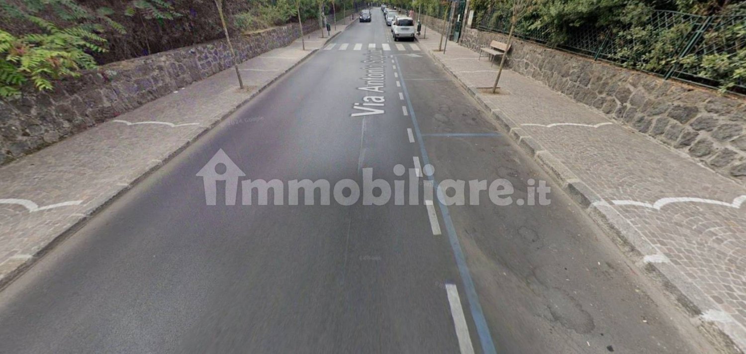 1 room Office in Ischia, Italy No. 275300