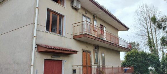 5 bedrooms Apartment in Pontecagnano Faiano, Italy No. 323304 2