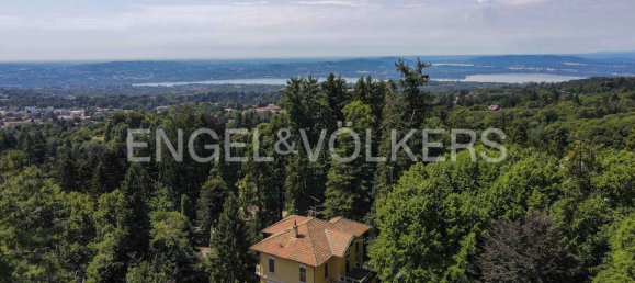 5 bedrooms Villa in Varese, Italy No. 263275 14