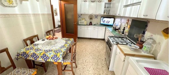 Квартира с 2 спальнями в Нови Лигуре, Италия № 161475 7