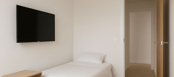 4 bedrooms Apartment in Madrid, Spain No. 170748 6