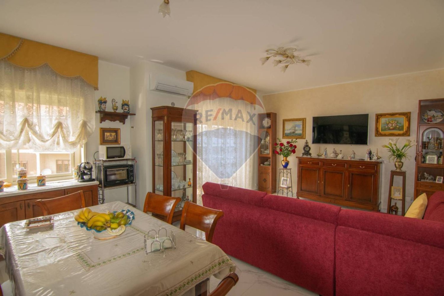 Apartamento T4 em Catania, Italy N.º 262050