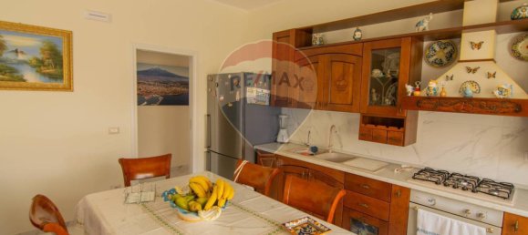 Apartamento T4 em Catania, Italy N.º 262050 9