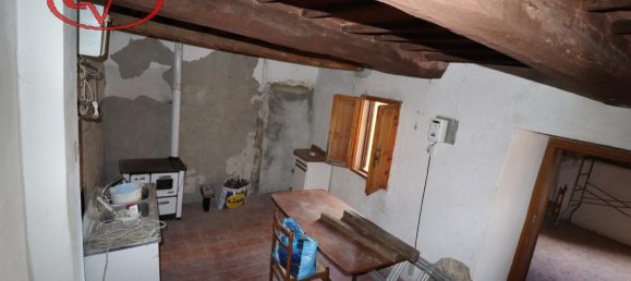 4 rooms House in Montevarchi, Italy No. 235672 9