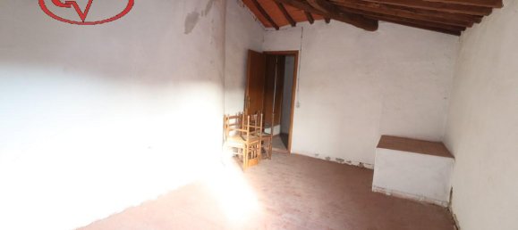 4 rooms House in Montevarchi, Italy No. 235672 2
