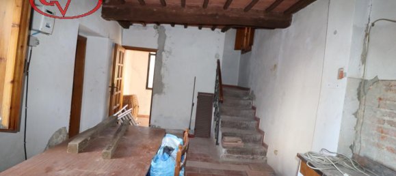 4 rooms House in Montevarchi, Italy No. 235672 12