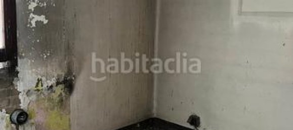 Bâtiment à Vic, Spain 1117m² No. 69088 11