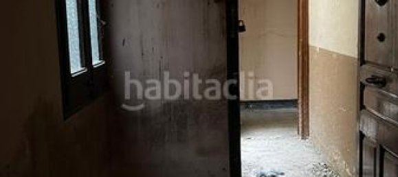 Bâtiment à Vic, Spain 1117m² No. 69088 14