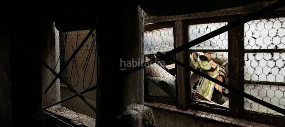 Bâtiment à Vic, Spain 1117m² No. 69088 19