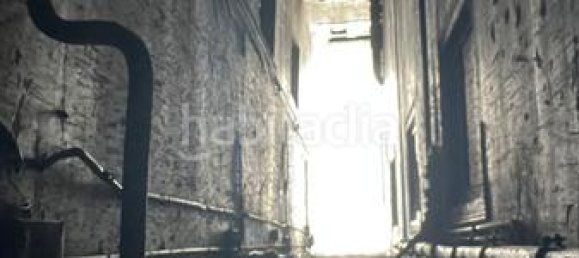 Bâtiment à Vic, Spain 1117m² No. 69088 13