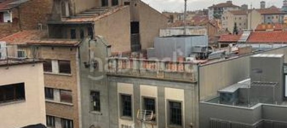 Bâtiment à Vic, Spain 1117m² No. 69088 3