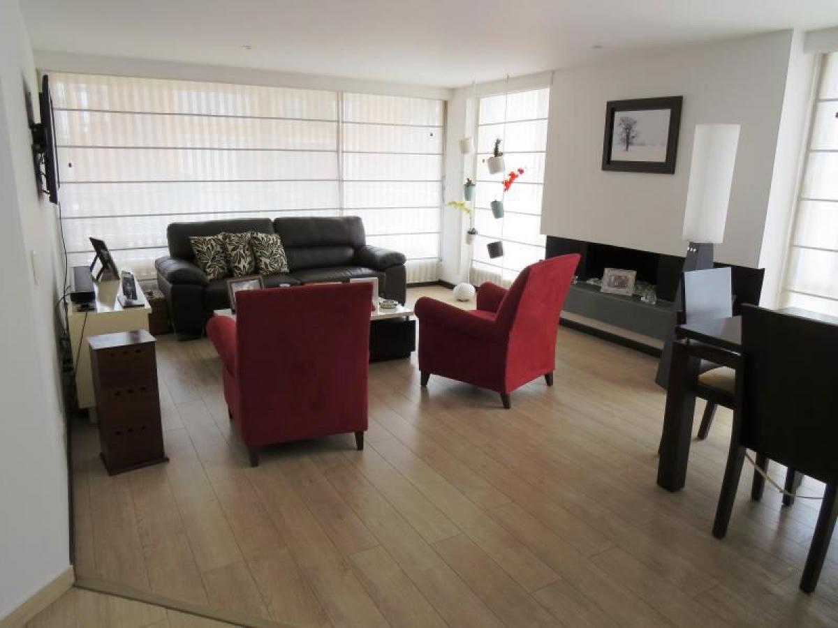 Дом с 3 спальнями в Богота, Колумбия № 10138