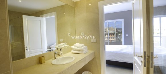 4 bedrooms Penthouse in Cadiz, Spain No. 147321 17